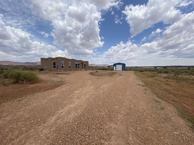 Foto del edificio - 2255 S Hopi Dr