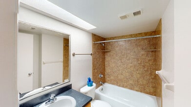 Interior Photo - Inlet Bay at Gateway