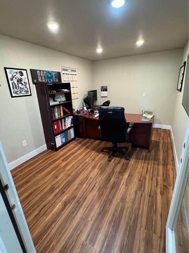 Foto del edificio - 3210 Canyon Ferry Rd