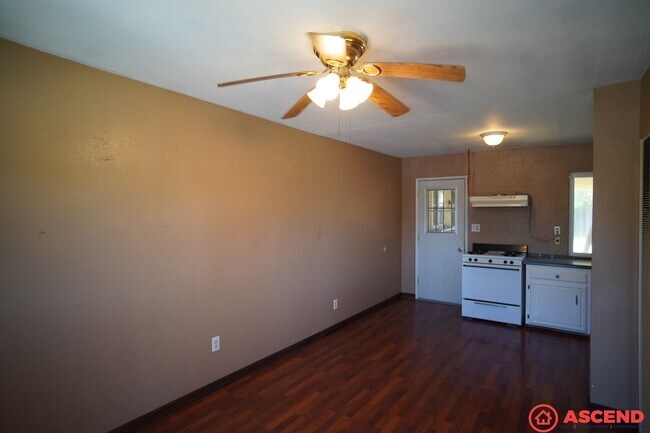 Foto del edificio - 3416 Parsley Ln