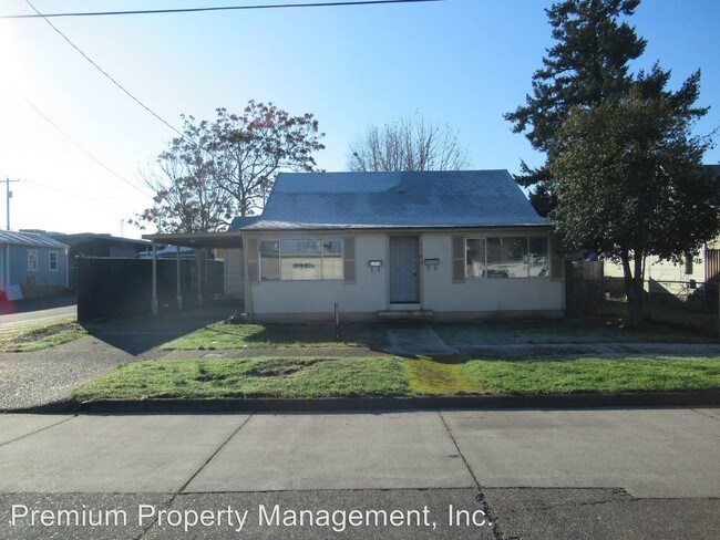 Building Photo - 3 br, 1 bath House - 1180 Oxford St SE