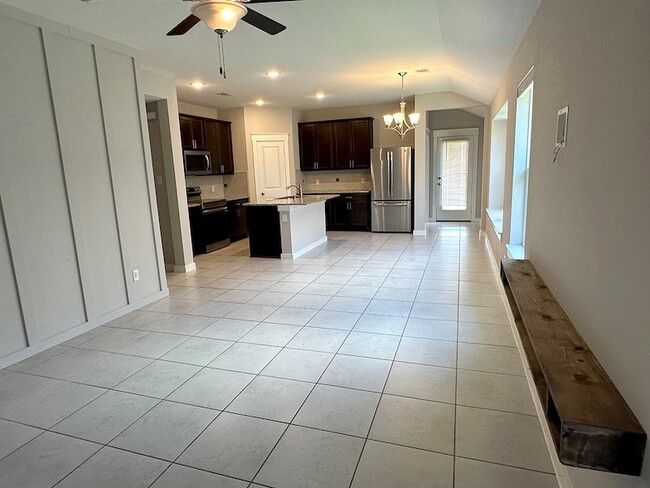 Building Photo - 2629 Bernadino Dr