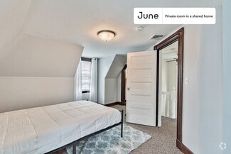 Building Photo - Private bedroom in 6 bed/3.5 bath Home