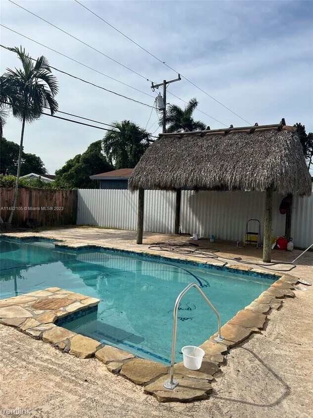 Primary Photo - 4 br, 2 bath House - 15430 SW 297th Ter