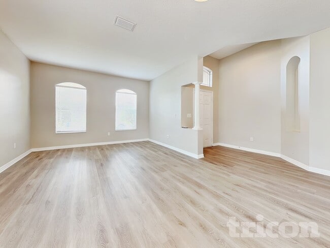 Building Photo - 177 Fairmont Dr