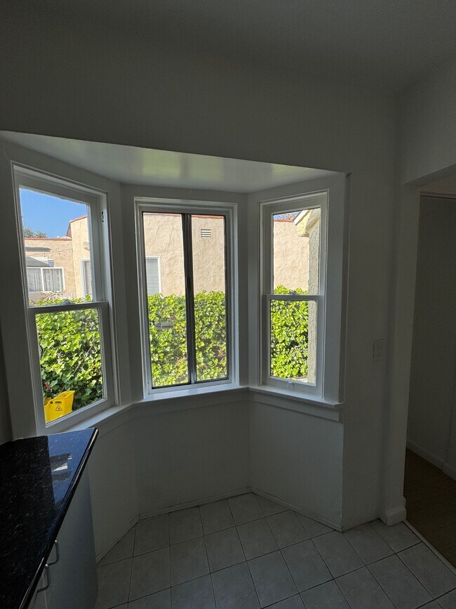 Foto del edificio - 2217 Selby Ave