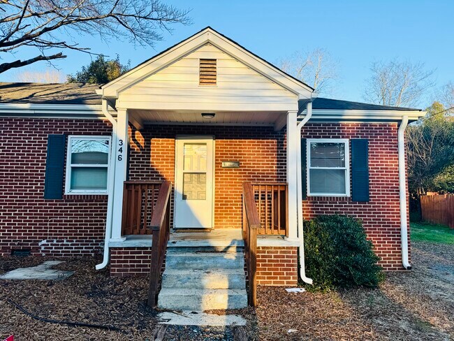 Foto del edificio - 346 Magnolia St NW