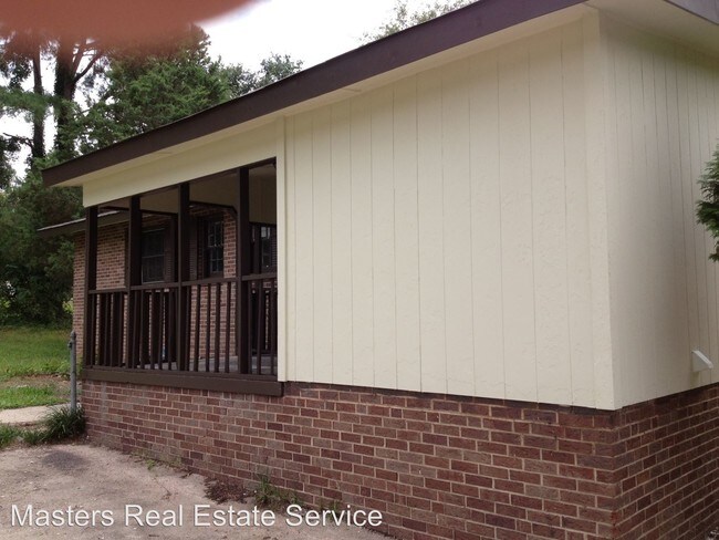 Building Photo - 805 Edison Rd