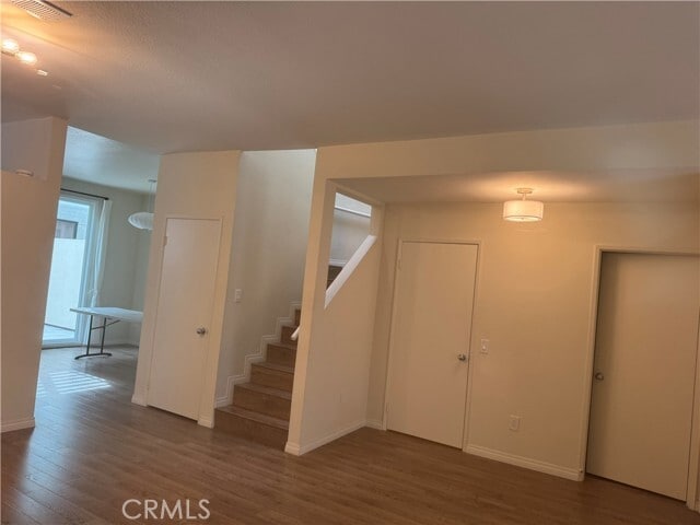 Building Photo - 278 S Oak Knoll Ave