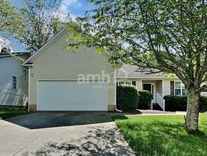 Building Photo - 3087 Canterbury Park Dr