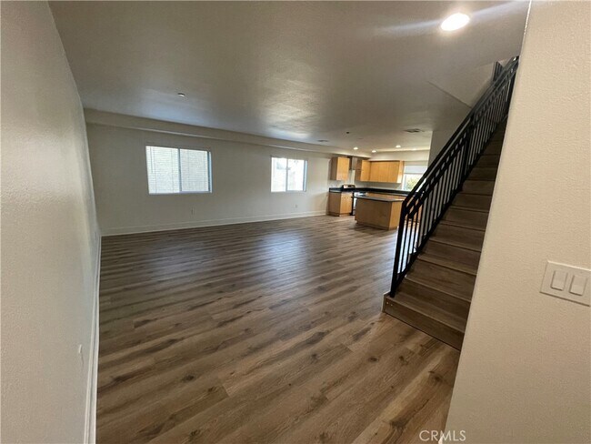 Building Photo - 11312 Huston St