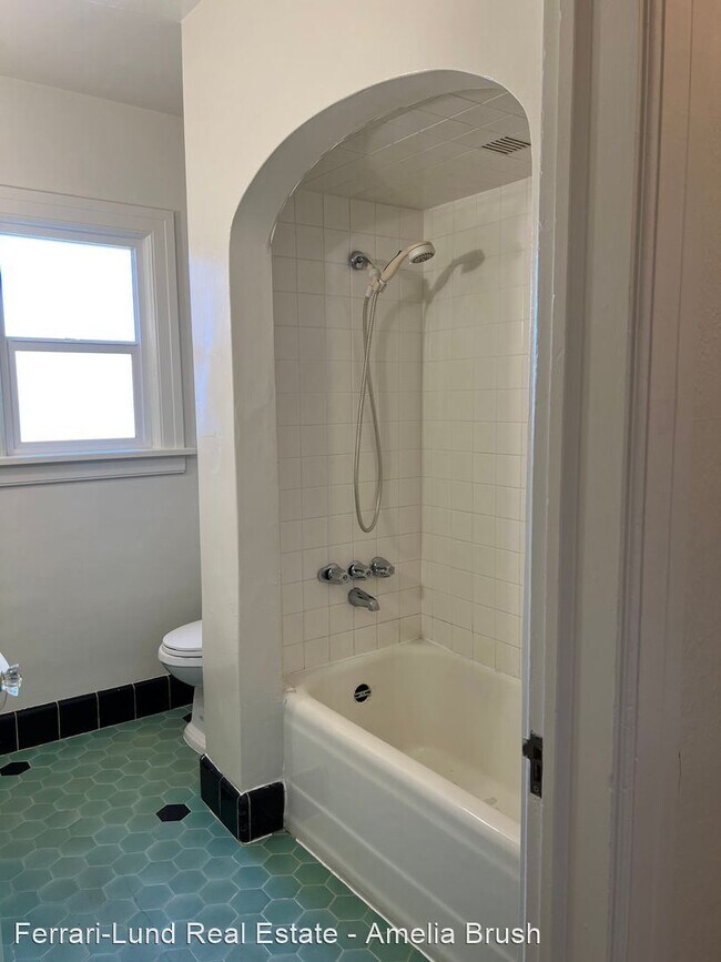 Building Photo - 1 br, 1 bath House - 1053.5 Ralston