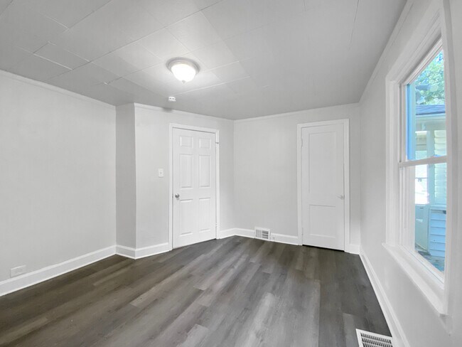 Foto del edificio - 3341 S Sterling Ave