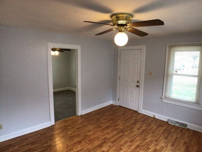 Foto del edificio - 360 Laclede St