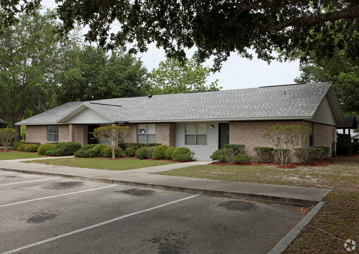 Primary Photo - Lakewood Villas of Lady Lake