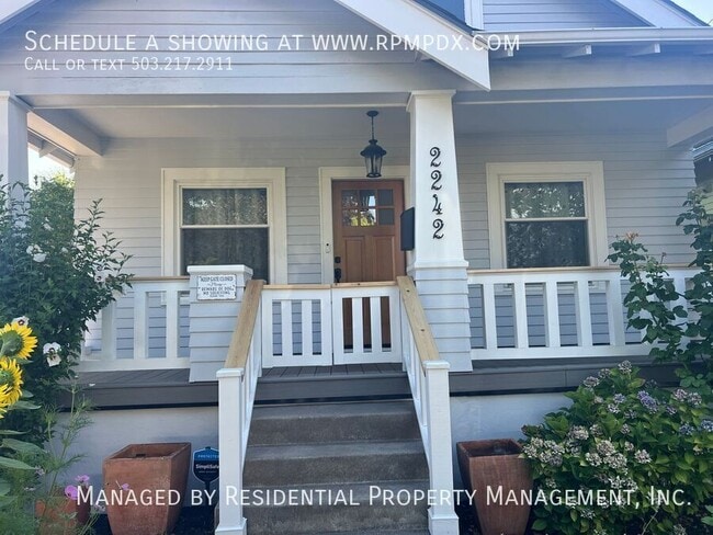 Building Photo - 2242 SE 44th Ave