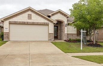 Building Photo - 11809 Champion Creek Dr