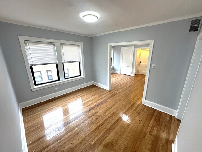 Foto del edificio - 7331 N Honore St