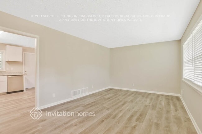 Foto del edificio - 1607 W Austin Rd