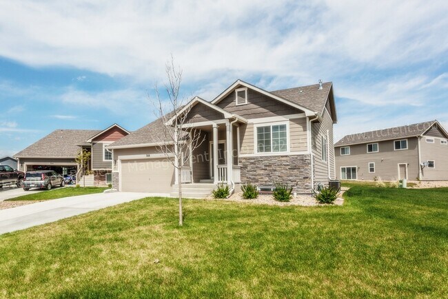 Foto del edificio - Beautiful 3-Bedroom in Windsor!