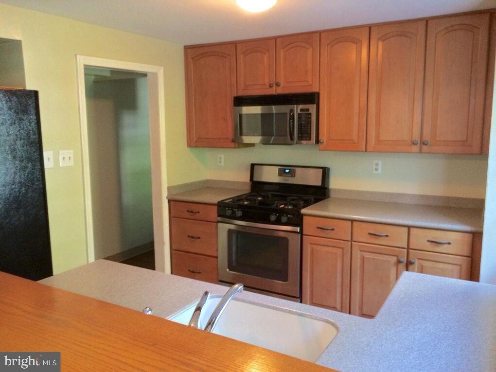 Primary Photo - 123 Debaran Ln