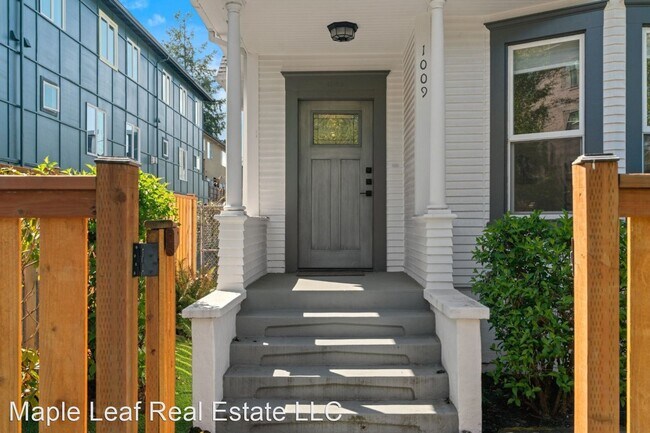 Foto del edificio - 3 br, 3 bath House - 1009 E Thomas Street