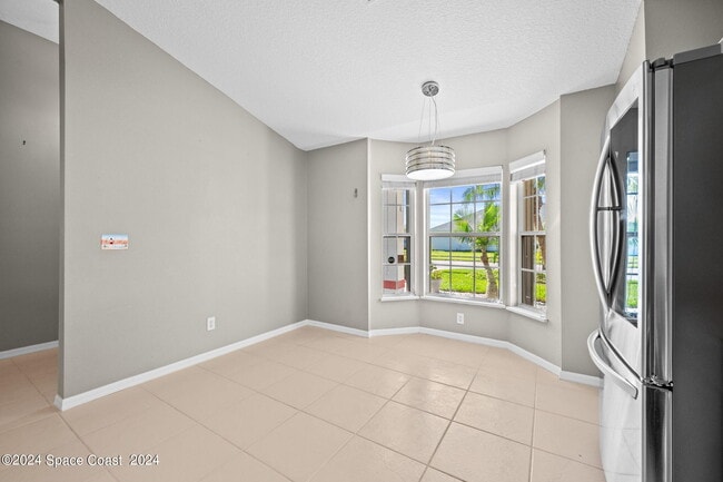 Building Photo - 1229 Creek Side Cir