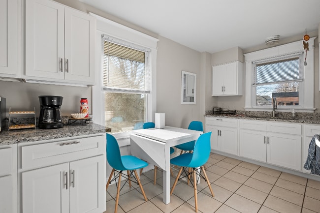 Foto del edificio - 2016 Edgeland Ave