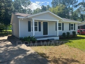 Building Photo - 2325 Quartz Ct