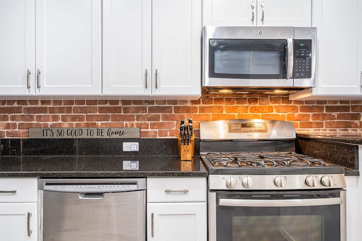 Foto principal - 123 Willow Ave