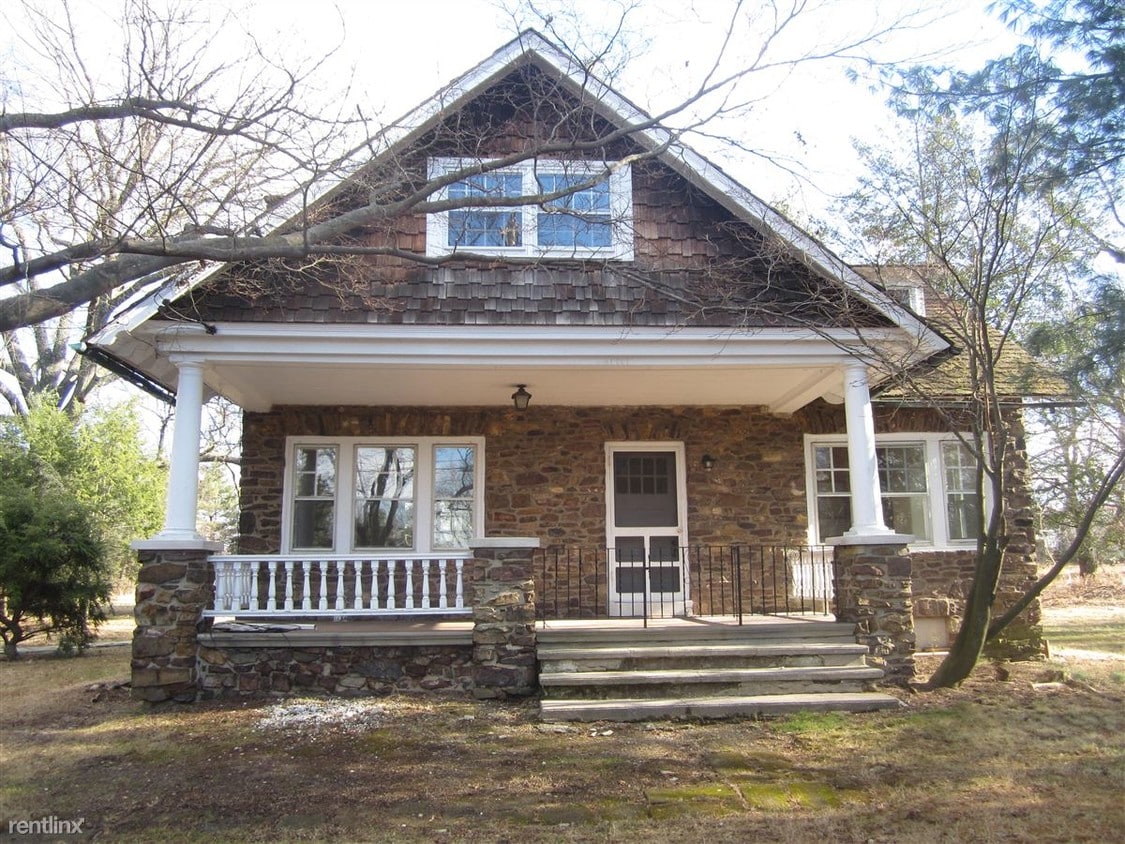 2059 York Rd, Jamison, PA 18929 House Rental in Jamison, PA