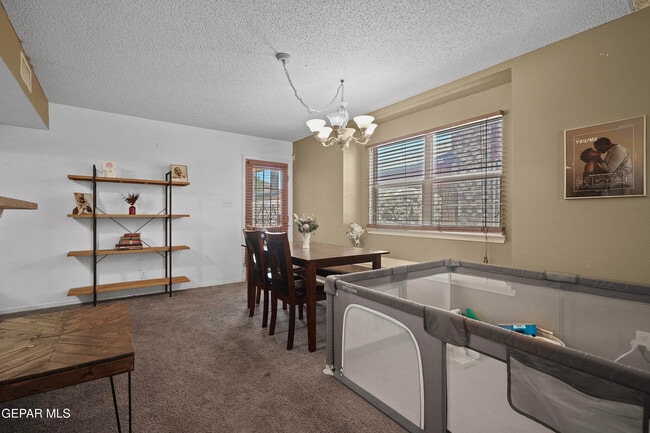 Foto del edificio - 5009 Cedar Sands Ln