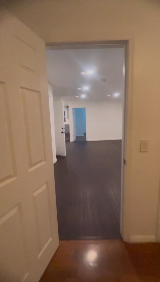 Foto del edificio - 4207 Grand Ave