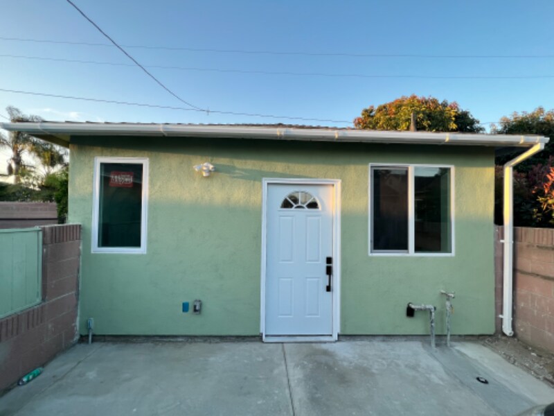 Primary Photo - 7333 Dinsdale St