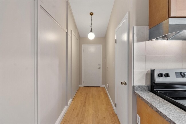 Foto del edificio - 103 Elmcrest Rd