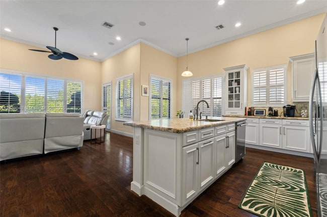 Foto del edificio - 3190 NW 84th Way