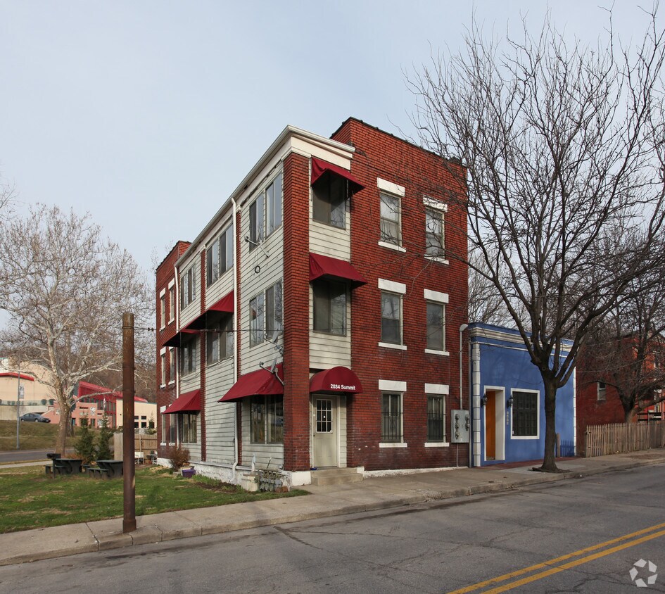 Primary Photo - UCM