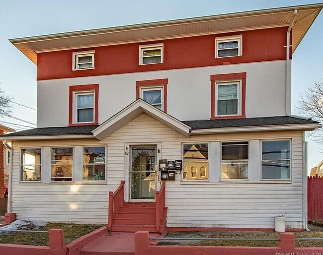87 Amity St Unit 2S, Hartford, CT 06106 Apartments in Hartford, CT