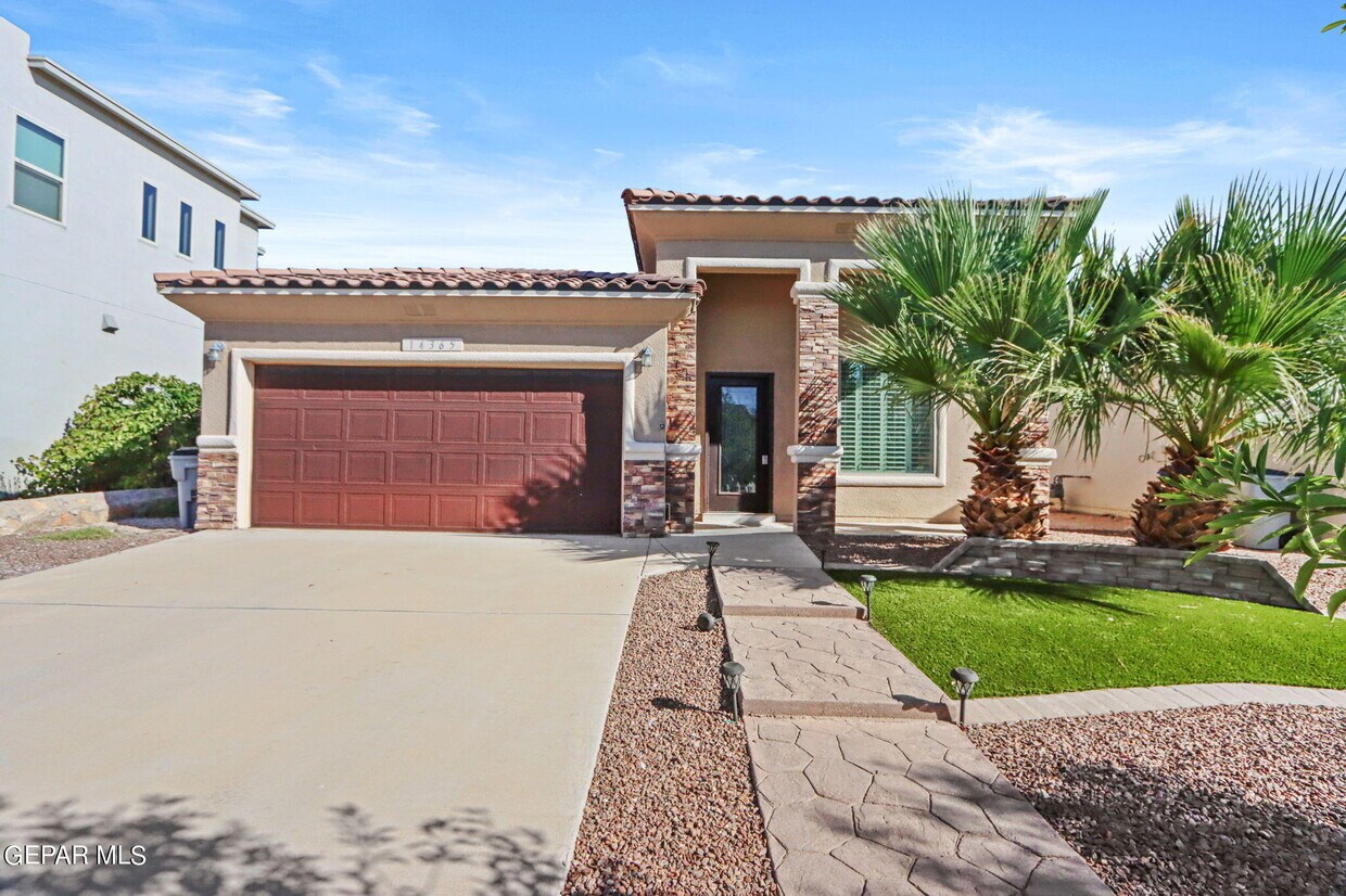 Primary Photo - 14365 Jonathan K. Molina Ct