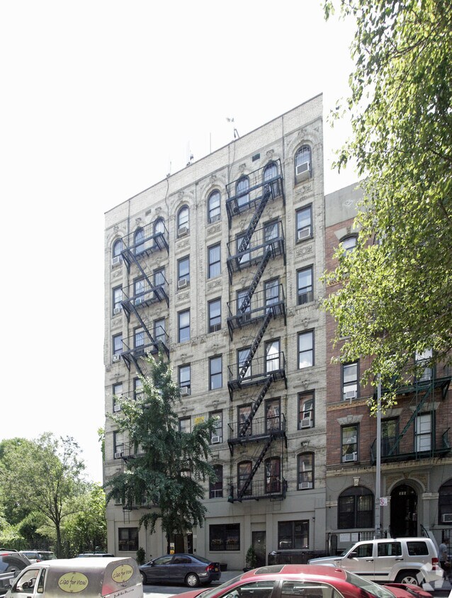 Primary Photo - 518 E 12th St