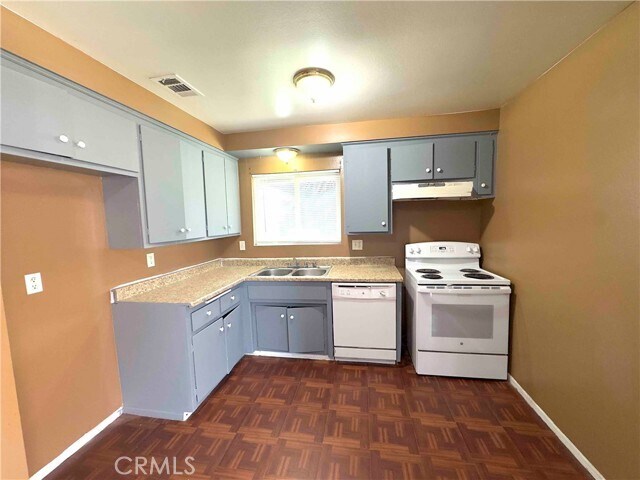 Foto del edificio - 202 E Jackson St