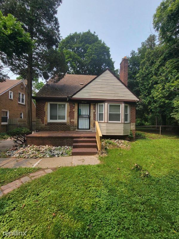 Primary Photo - 3 br, 1.5 bath House - 16651 Hazelton St