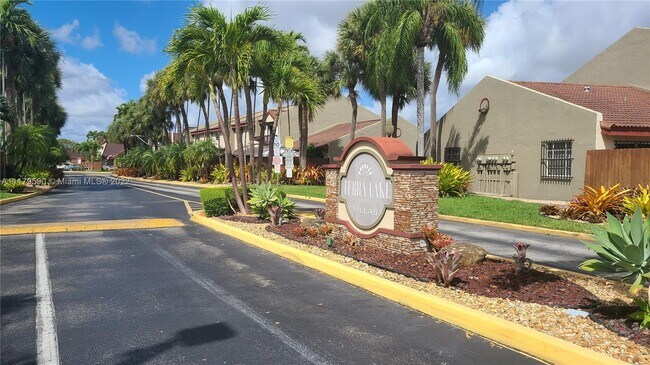Building Photo - 6415 SW 129th Pl
