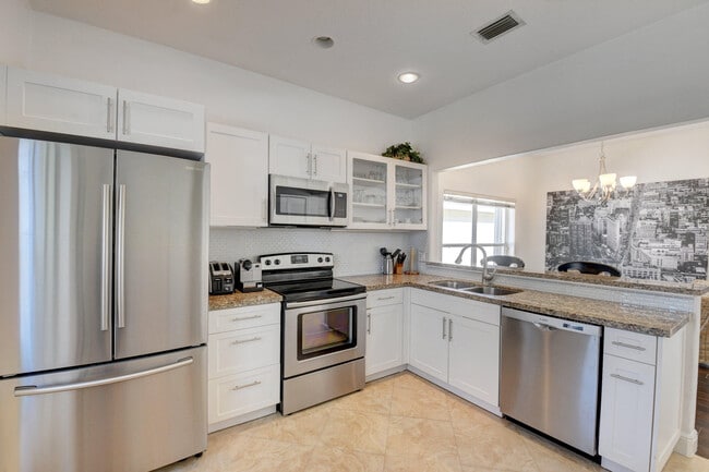 Building Photo - 651 Anchor Point