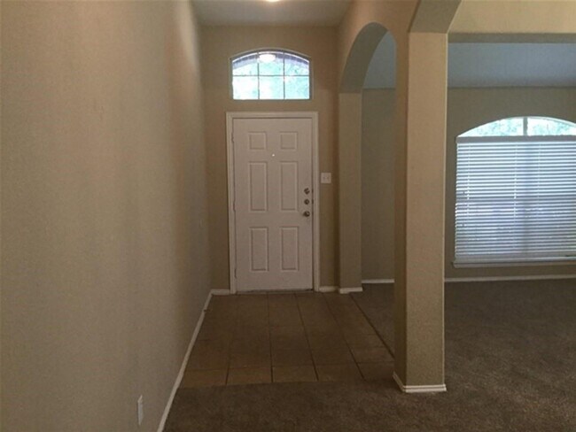 Building Photo - 2918 Meridian Bay Ln