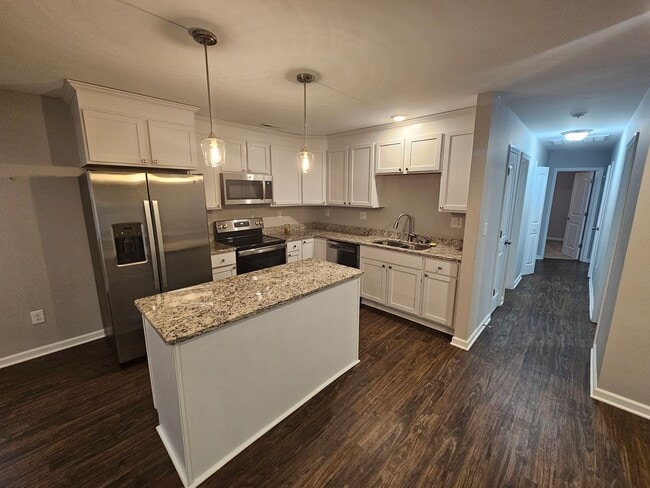 Building Photo - Beautifully Updated Ranch!!
