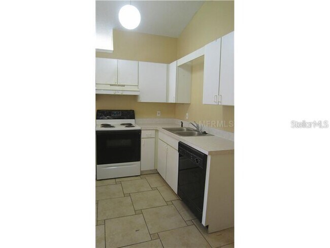 Building Photo - 8306 Golden Chickasaw Cir