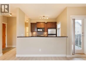 Building Photo - 7388 Macpherson Ave