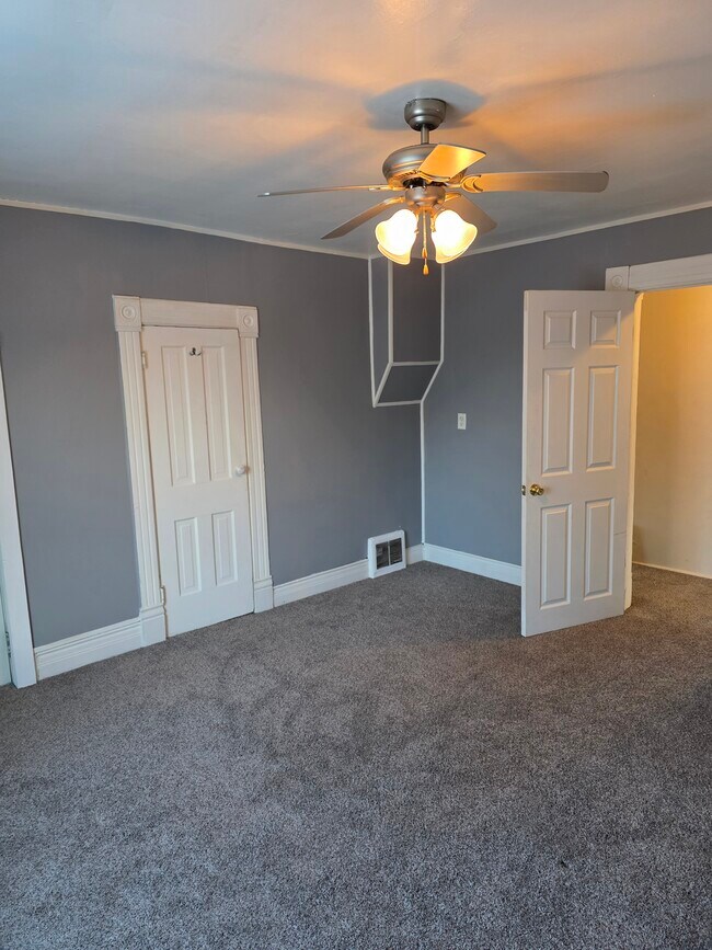 Foto del edificio - 603 S Memorial Dr