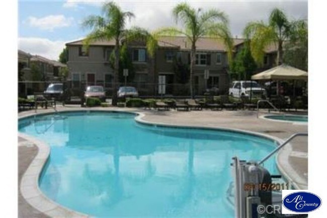 Foto del edificio - 30505 Canyon Hills Rd
